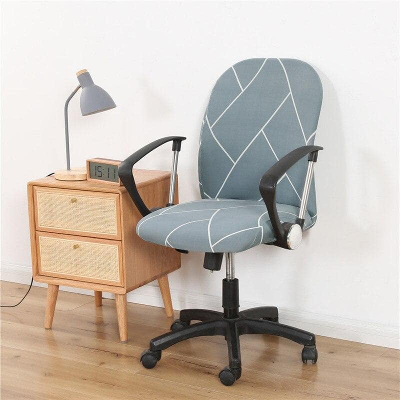 Harmaa Toimistotuolin Päällinen Valkoisilla Viivoilla